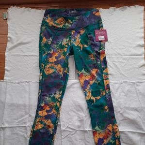 SkirtSports Triple Pocket Tights. Size Small. Charmed print